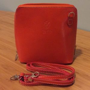 Vera Pelle crossbody purse NWOT.